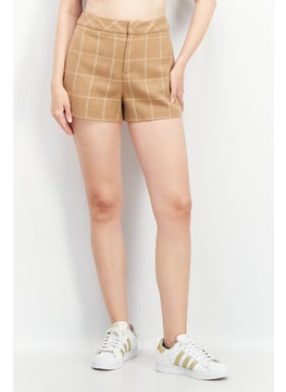 اشتري Women Textured Basic Short, Tan في الامارات