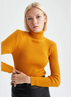 Buy Woman Slim Fit Tricot Pullover in UAE
