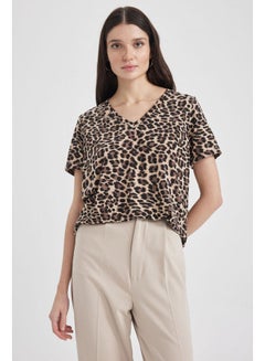 Buy Woman Regular Fit V Neck Short Sleeve Knitted Short Sleeve T-Shirt in Egypt