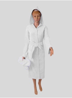 Buy Luxurious Egyptian cotton bathrobe in white, suitable for men and women, comes with a cape, slippers, and a waist belt Available in sizes to suit everyone. in Saudi Arabia