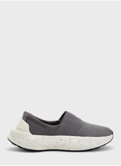 Buy Round Toe Flats Slip Ons in UAE