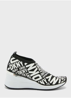 اشتري Parks Multi Logo  Low Top Sneakers في السعودية