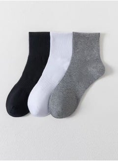 Buy Men's Breathable Cotton Ankle Socks 3 Pairs in UAE