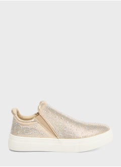 اشتري Casual Low Top Sneakers في الامارات