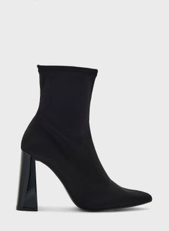 Buy Fitted High-Heel Ankle Boots in Saudi Arabia