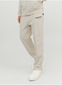 Buy Pintuck Detail Relaxed Fit Jogger in Saudi Arabia