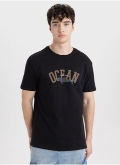 Buy Regular Fit Crew Neck T-Shirt in UAE