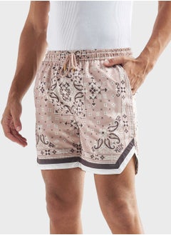 اشتري Printed Drawstring Shorts في الامارات