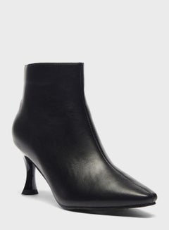 Buy Pointed Toe Ankle Boots in UAE