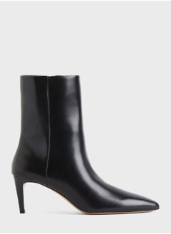 اشتري Chunky Chelsea Boots في السعودية