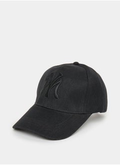 اشتري Embroidered Detail Baseball Cap في السعودية