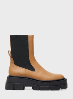 Buy Andy Ankle Boots in UAE