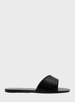 Buy Croc Effect V Detail Flat Sandal in UAE