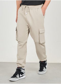 اشتري Oversized Fit Cargo Joggers with Elasticated Hem في السعودية