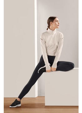 اشتري Women Sportswear Fit Solid Tights, Black في الامارات