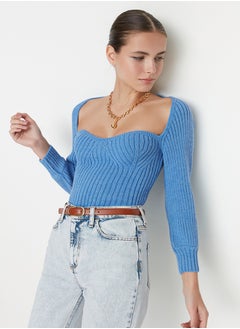 اشتري Blue Crop Heart Collar Knitwear Sweater TWOAW22KZ1760 في مصر