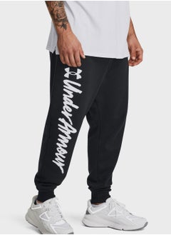 اشتري Rival Fleece Graphic Joggers في الامارات