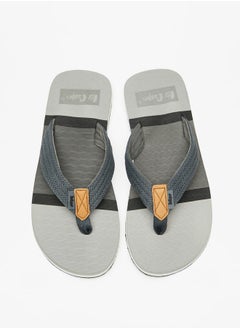 اشتري Men Colourblock Flip Flops في الامارات