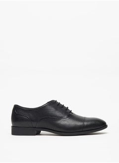 اشتري Men's Textured Lace-Up Oxford Shoes في الامارات