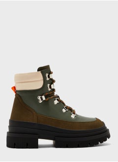 اشتري Beatrix-2 Hiking Boots في السعودية