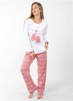 اشتري Christmas Spirit in Every Stitch – Festive Fular Pajamas for Ladies and Girls في مصر