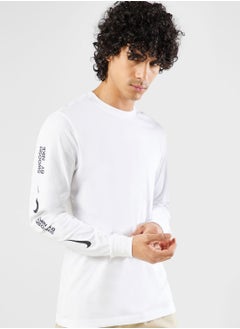 Buy Big Swoosh T-Shirt in Saudi Arabia