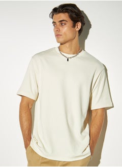 Buy Iconic Textured T-shirt with Crew Neck and Short Sleeves in Saudi Arabia