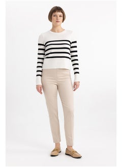 اشتري Woman Smart Casual Valentina-Cigarette Woven Trousers في مصر