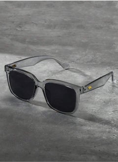 اشتري Men’s Sunglasses With A Grey Elegant Frame في السعودية