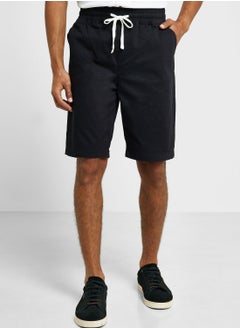 اشتري Thomas Scott Men Mid-Rise Slim Fit Sports Shorts في السعودية