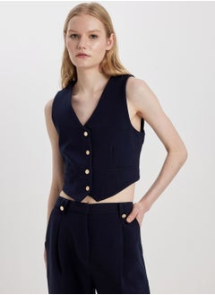 اشتري Crop V-Neck Vest في الامارات