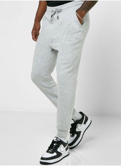 اشتري Essential Sweatpants في الامارات