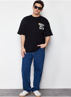 Buy Black Oversize/Wide Cut Chicago City Printed 100% Cotton Short Sleeve T-Shirt TMNSS24TS00167 in Egypt