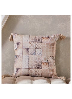 اشتري Mahrgan Viz Printed Patchwork Cushion 40 x 40 cm في الامارات