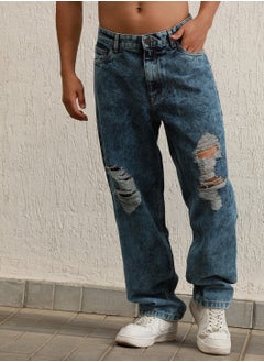 اشتري Men Relaxed Fit Mildly Distressed Cotton Heavy Fade Jeans في الامارات