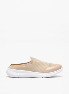 اشتري Women's Textured Slip-On Mules في الامارات