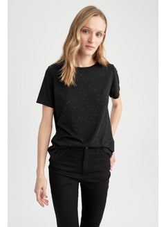 Buy Woman Regular Fit Crew Neck Short Sleeve Knitted Short Sleeve T-Shirt in Egypt