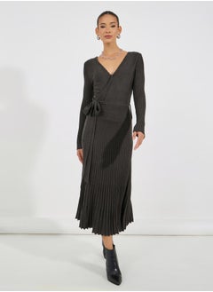 Buy Pleated Hem Knitted Sweater Midi Dress with Tie Belt in Saudi Arabia