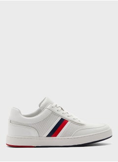 Buy Casual Lifestyle Sneakers in Saudi Arabia