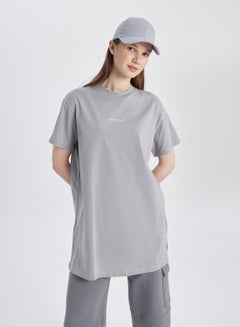 Buy Regular Fit Crew Neck Printed Short Sleeve Tunic in UAE