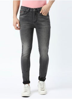 اشتري Mid Rise Faded Jeans with Pocket Detail في السعودية