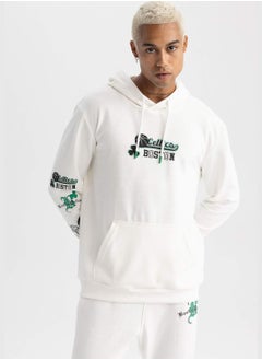 Buy Man NBA Boston Celtics Licenced Hooded Long Sleeve Knitted Sweatshirt in UAE