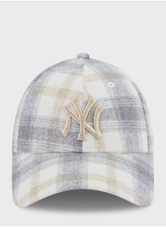 Buy 9Forty New York Yankees Cap in UAE