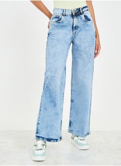 اشتري Acid Wash Straight Fit Ankle Length Denim Jeans في السعودية