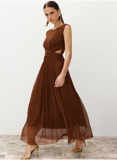 اشتري Brown Window/Cut Out Detailed Knitted Tulle Dress TPRSS24EL00022 في مصر