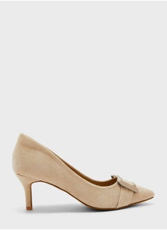 Buy Suede  Detail Pointed Pump in Saudi Arabia