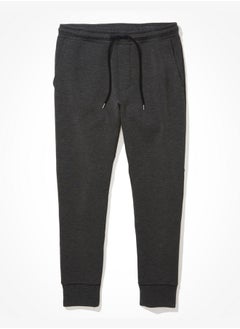 اشتري AE Active 24/7 Jogger في الامارات