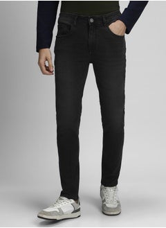 Buy Solid Slim Fit Jeans in Saudi Arabia