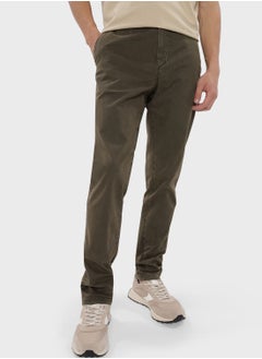 Buy Essential Chino Pants in Saudi Arabia