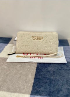 اشتري GUESS lady wallet في الامارات